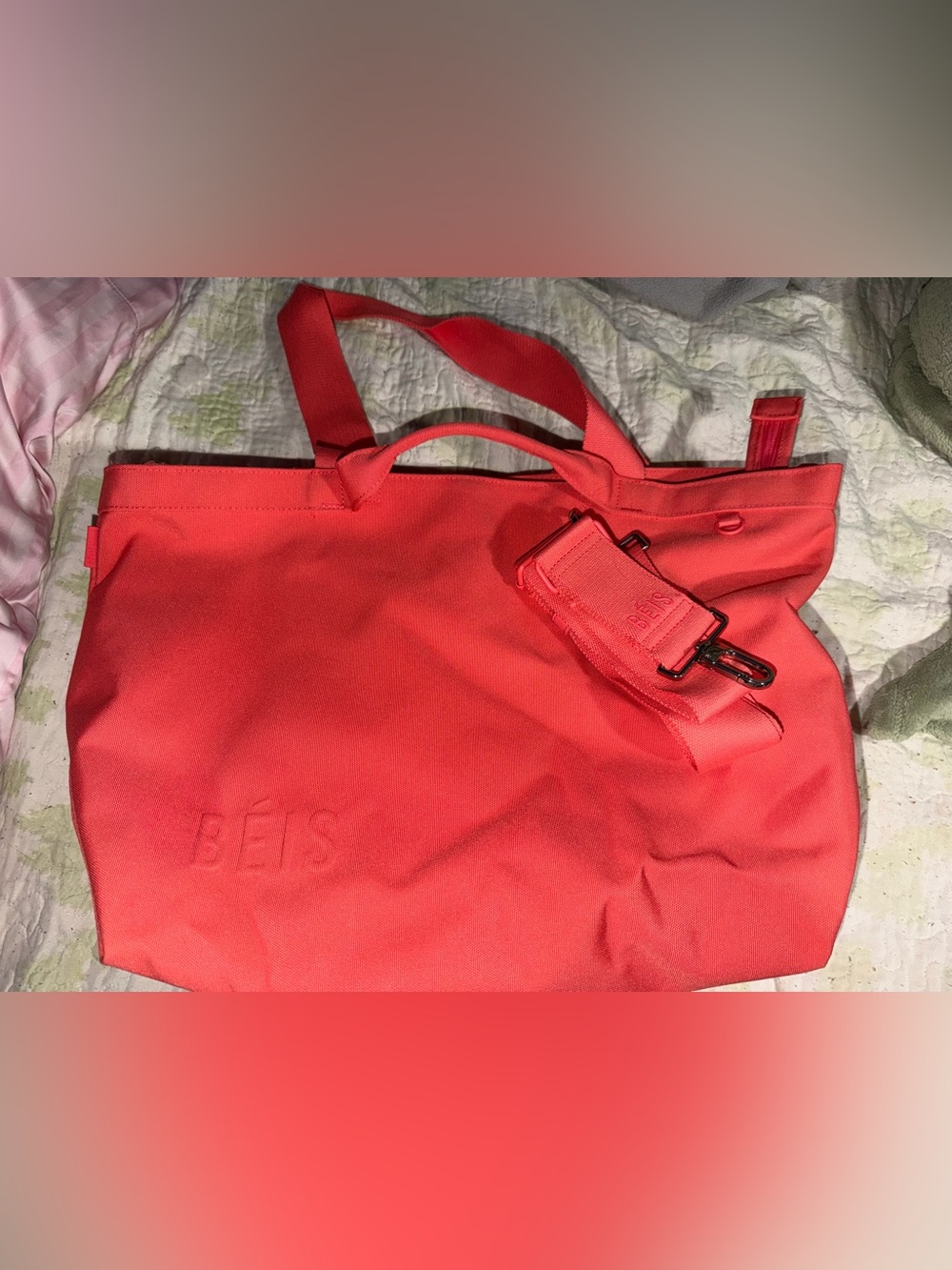 BÉIS x poppi The Travel Tote in Fruit Punch